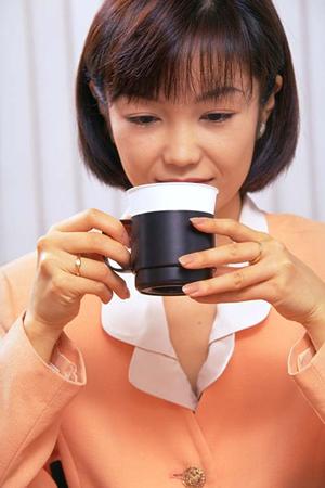 岡山県津山市のお弁当店「つるや」の魅力と店舗情報：地域に愛される仕出し弁当の歴史と特徴